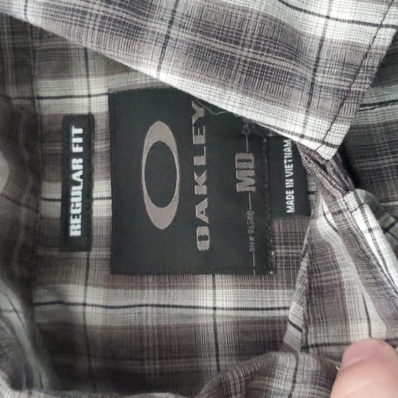 Oakley shirt - Picture 4 of 6